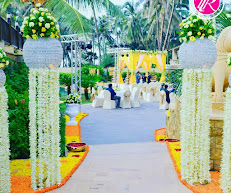 The Royal Party Decor