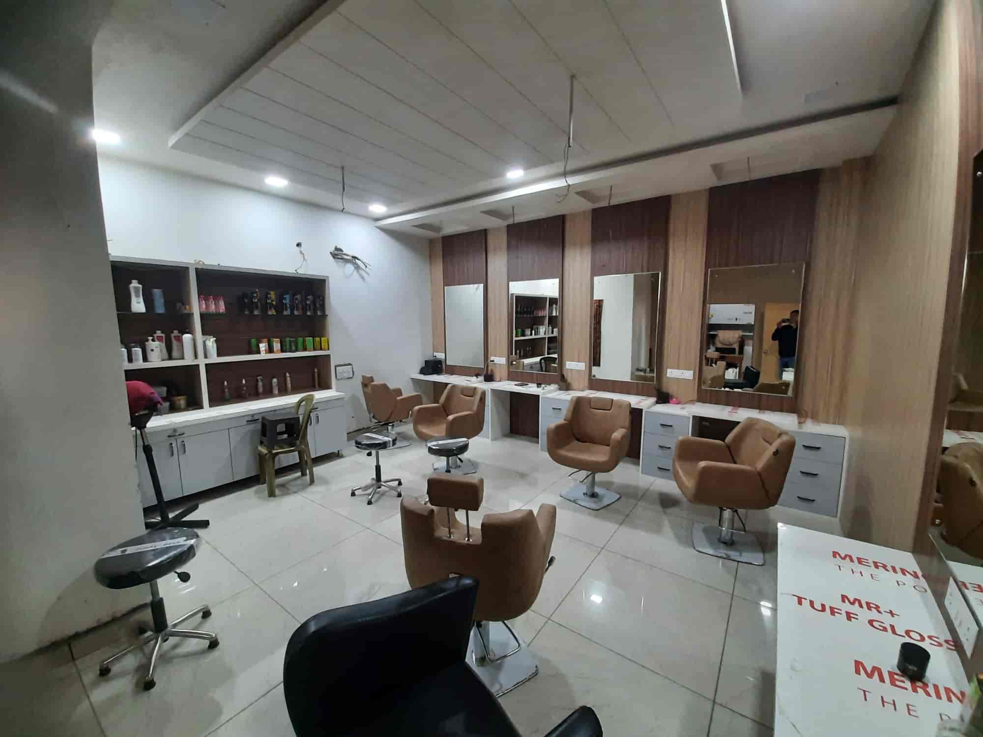 Aura Beauty & Makeup Studio