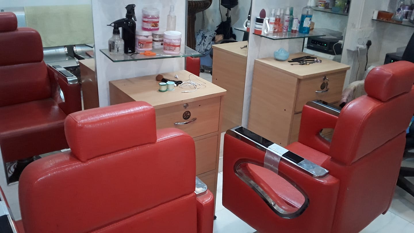 Gorgeous Beauty Parlour