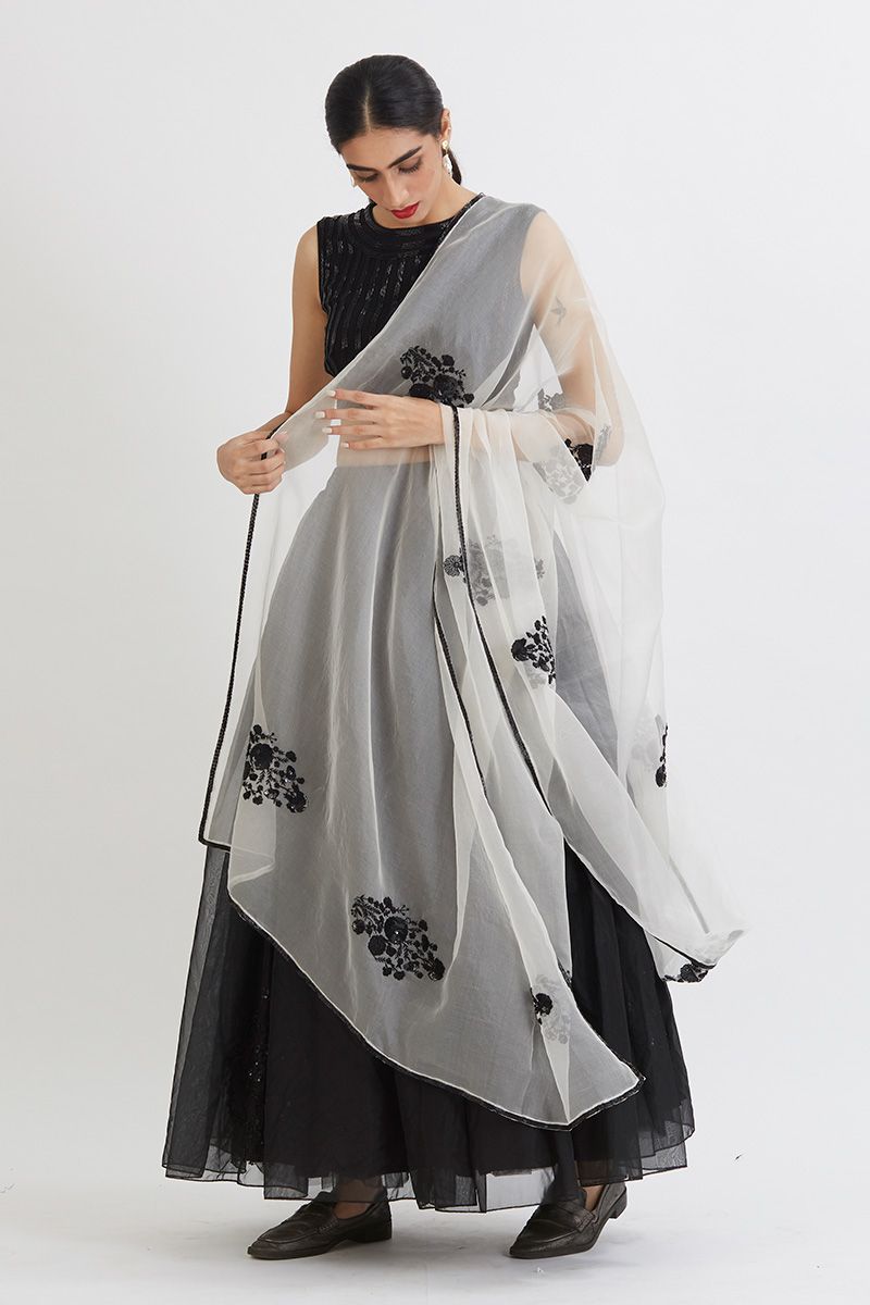 Reet Lehenga Collection