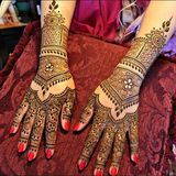 Adarsh mehndi artist.