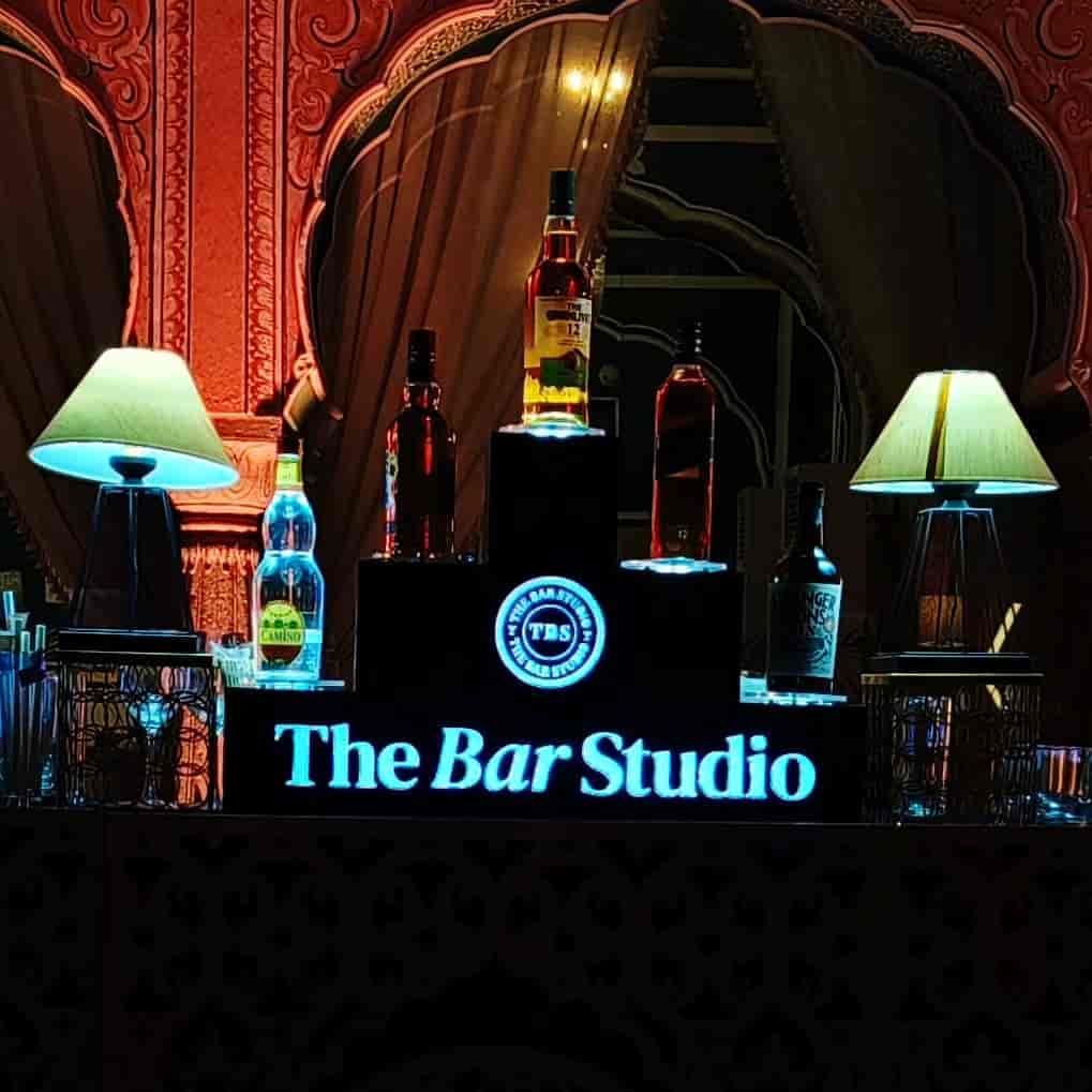 The Bar Studio