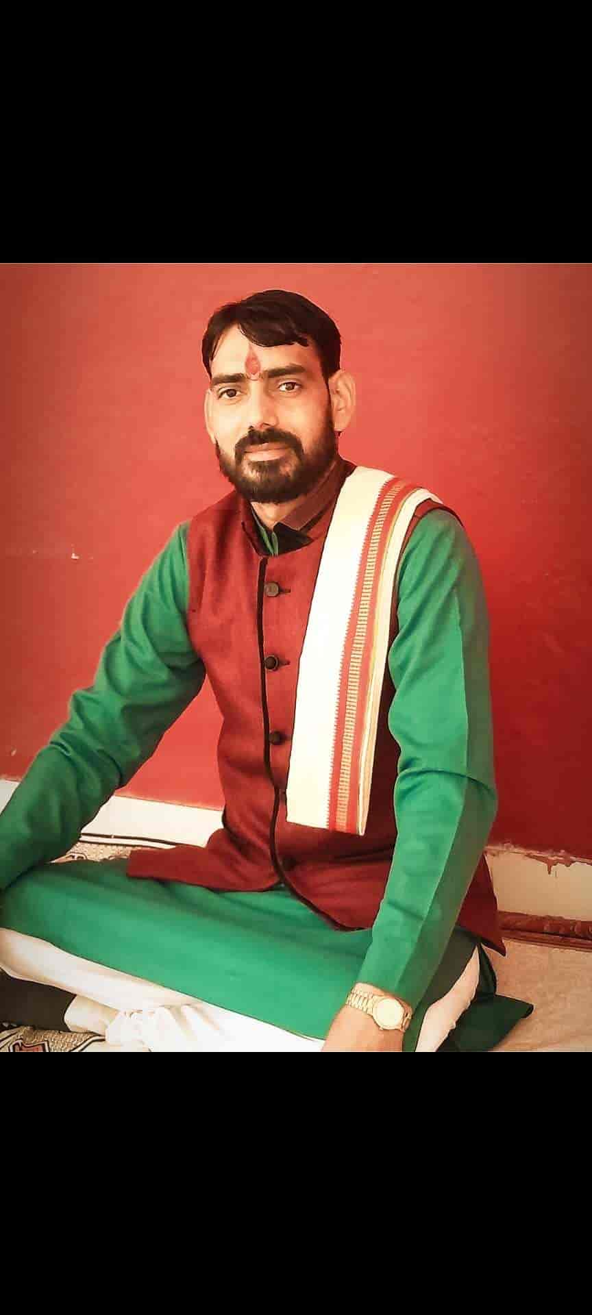 PANDIT RAJESH BHARDWAJ