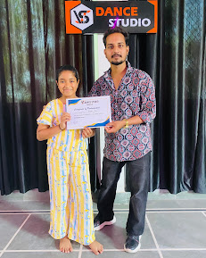 Vs Dance Studio & The Wedding wire Art & Entertainment