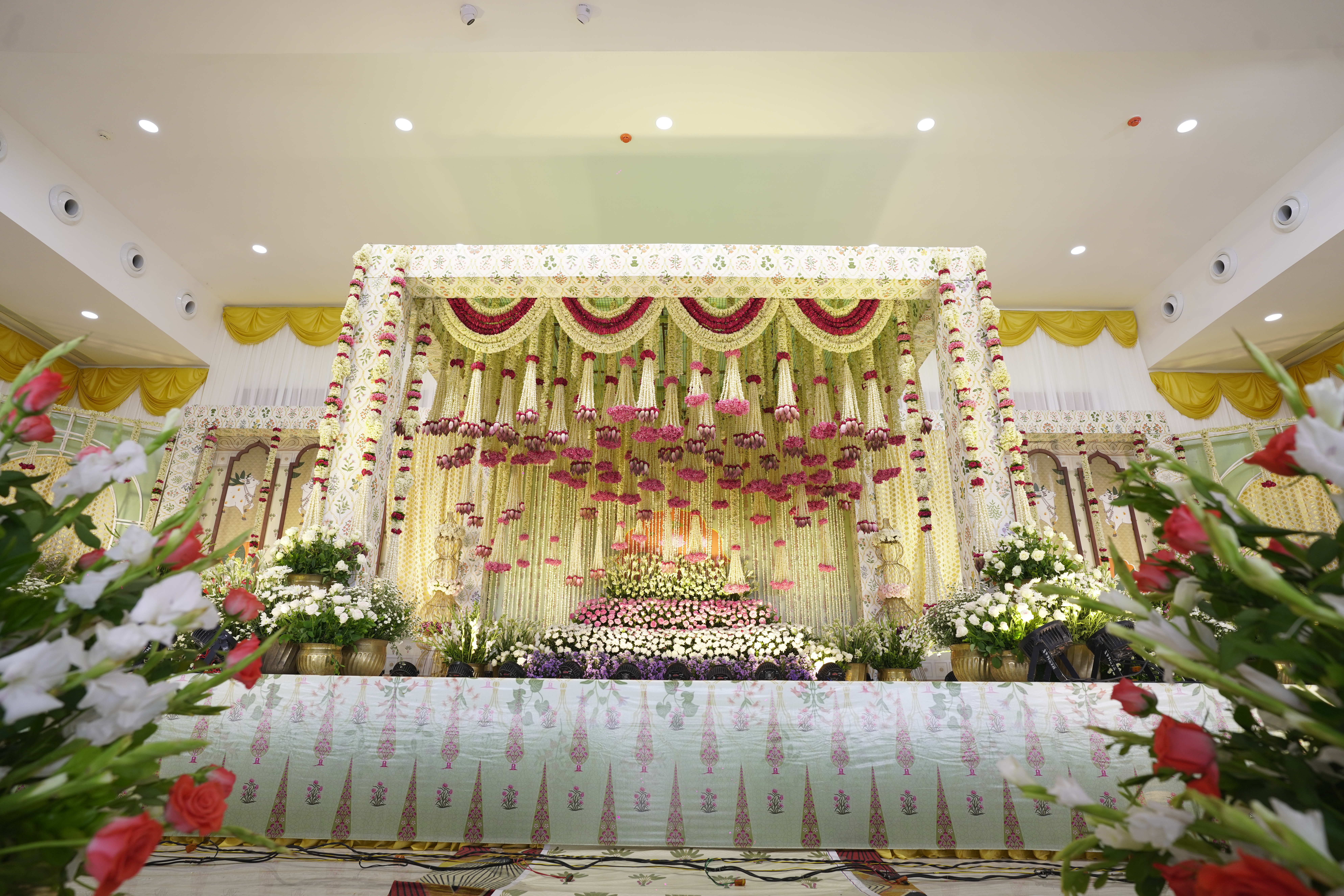 Decor by Dasari