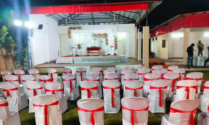 Emerald Green Garden