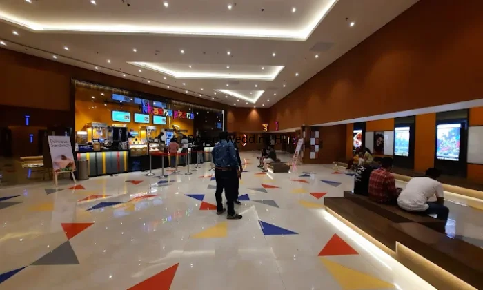 JCR  The Entertainment World