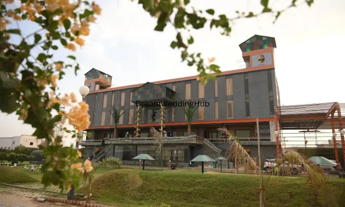 KRISHNANGAN HOTEL RESORT